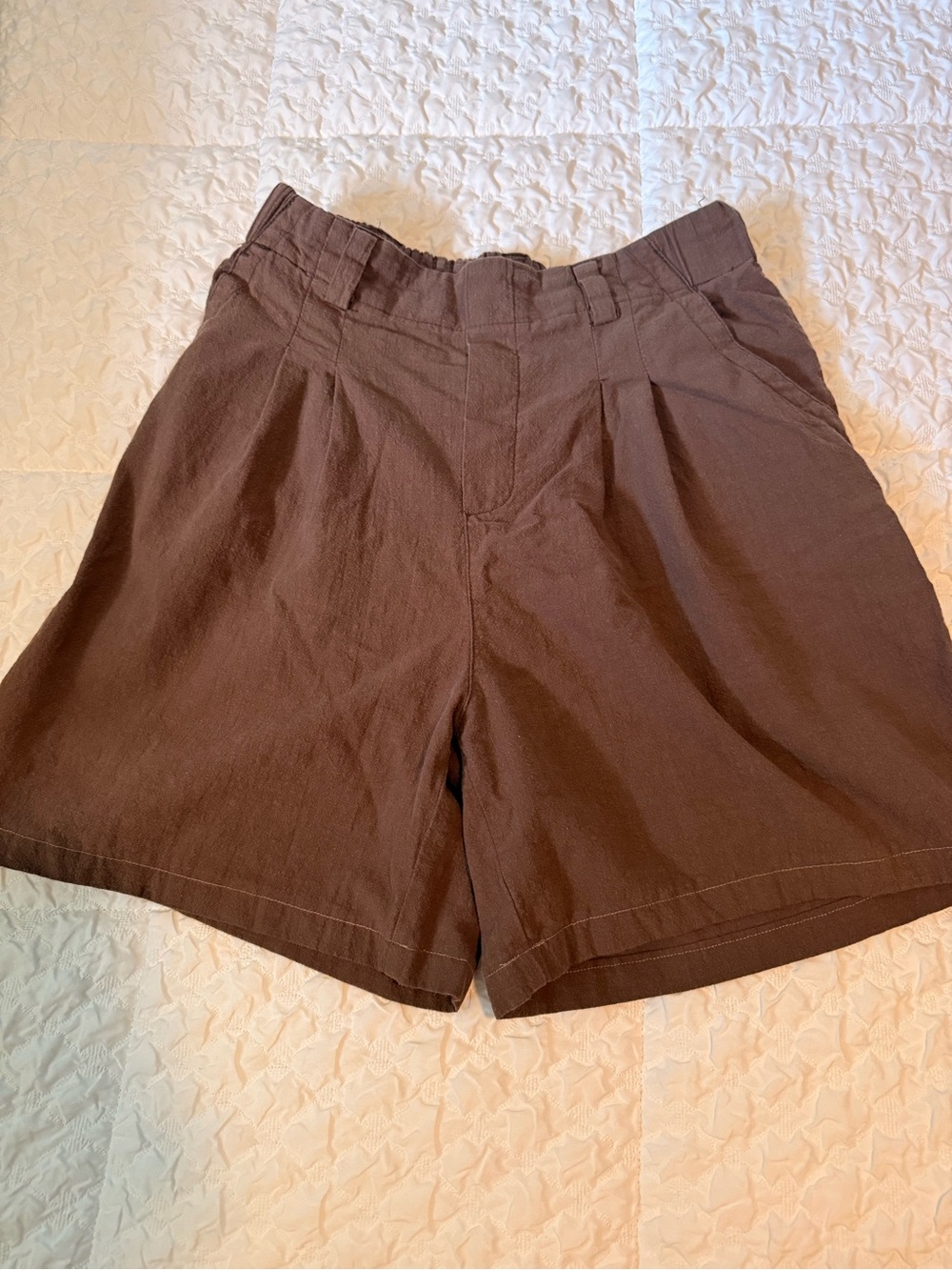 HALARA 100% Cotton Women's Brown High-Waist Pleated Shorts